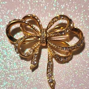 Vintage Kenneth Jay Lane f Encrusted Bow Brooch